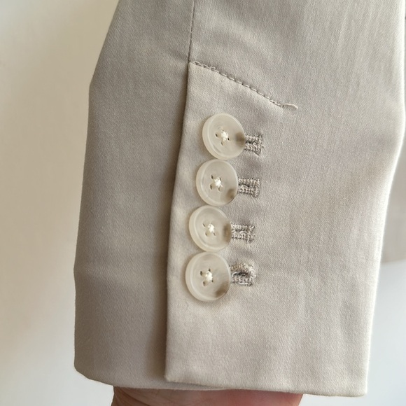 Banana Republic Blazer - Picture 4 of 9